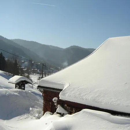 Holiday home Avec Garage Et Local Velos Au Pied Des Pistes De - Fr-1-589-127