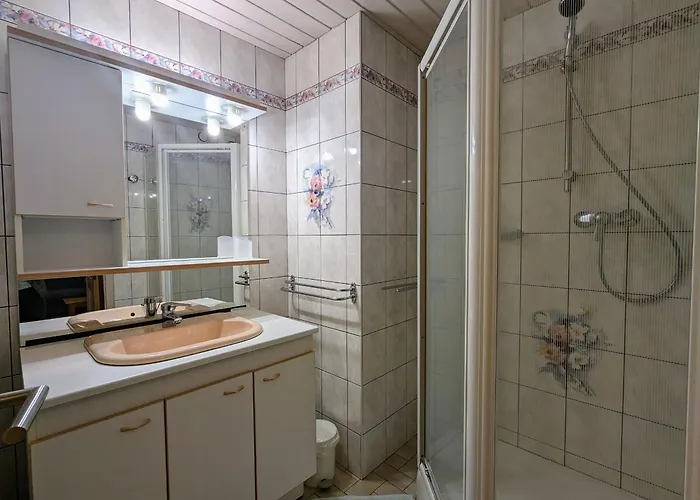 Avec Garage Et Local Velos Au Pied Des Pistes De - Fr-1-589-127 Prázdninový dům La Bresse